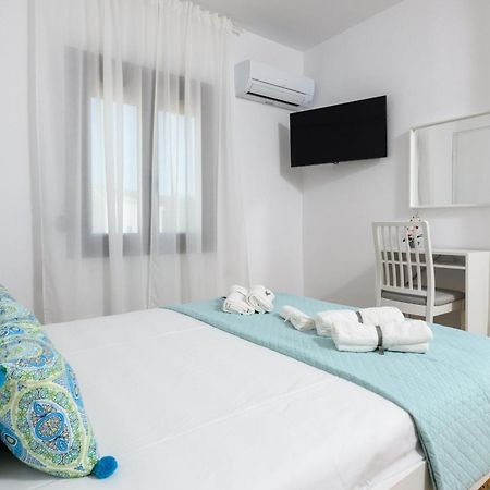 Whitegold Apartments Panagia Panagia  Bagian luar foto