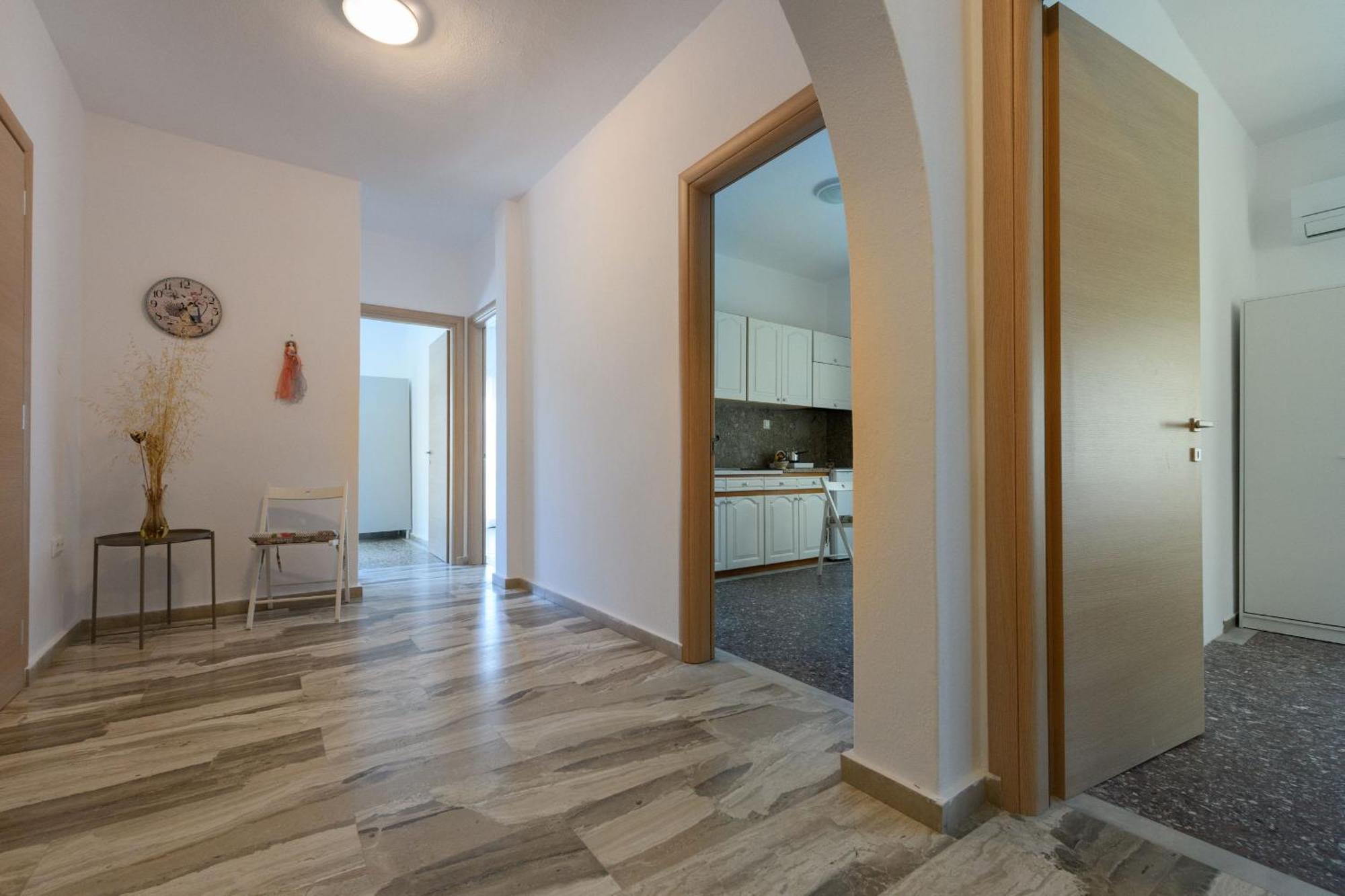 Whitegold Apartments Panagia Panagia  Ruang foto