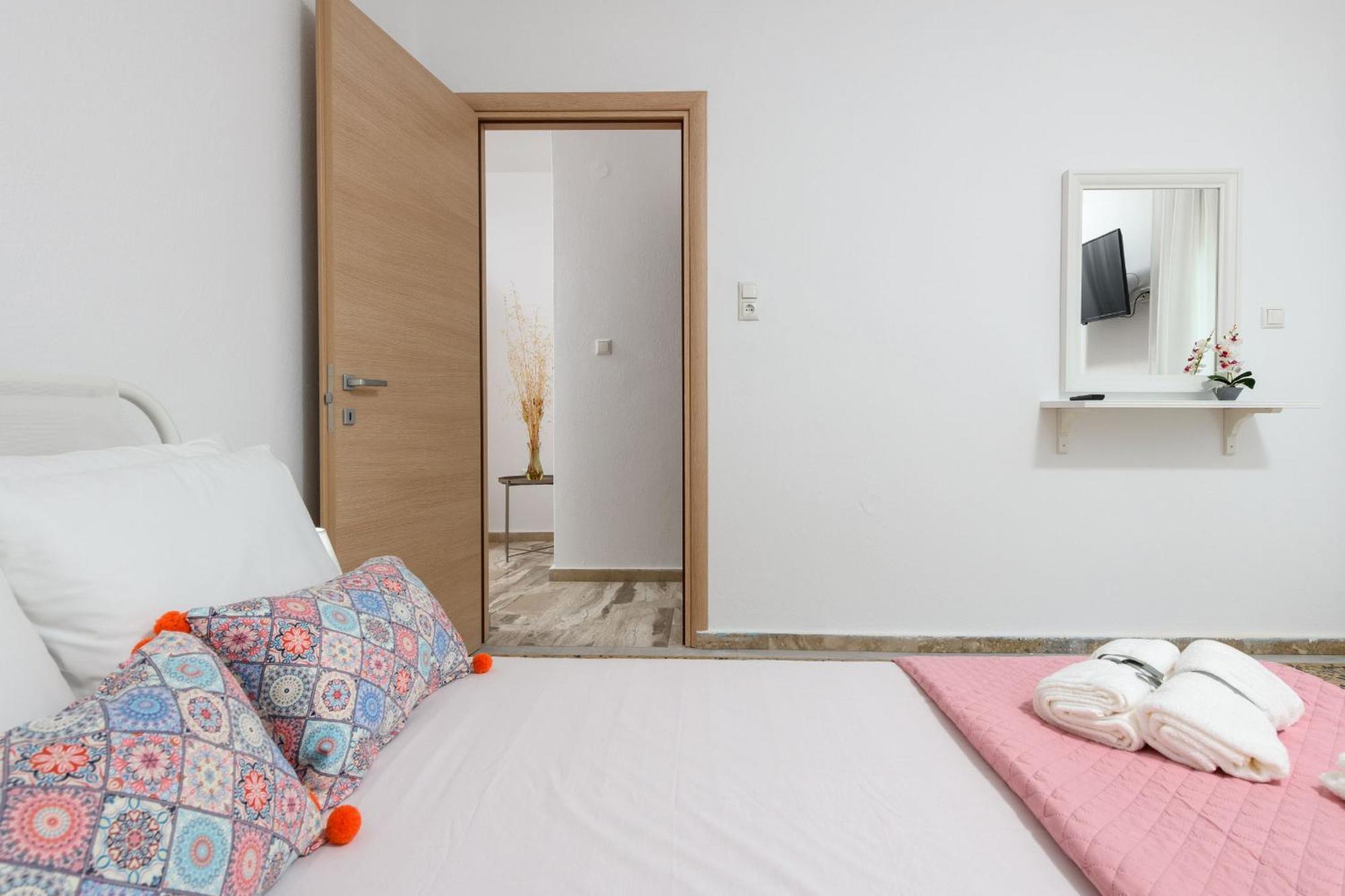 Whitegold Apartments Panagia Panagia  Bagian luar foto