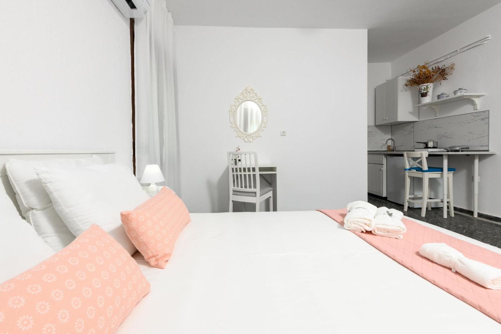 Whitegold Apartments Panagia Panagia  Ruang foto